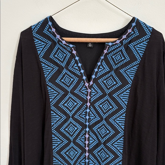 Lucky Brand Black and Blue Patterned Blouse - Picture 3 of 7